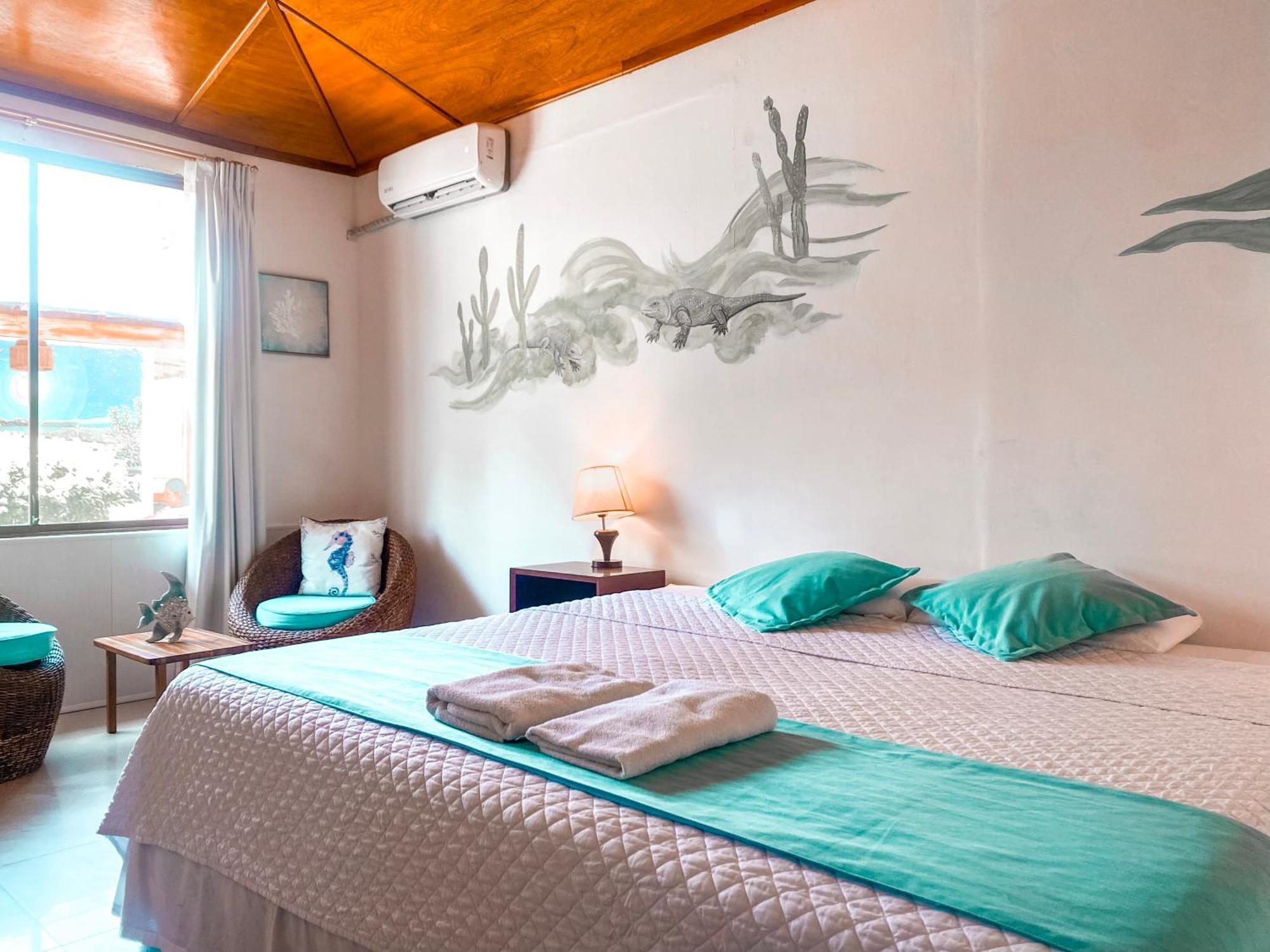 Hotel Coral Blanco With High Speed Internet Starlink And Galapagos Tour Operator Puerto Villamil Dış mekan fotoğraf