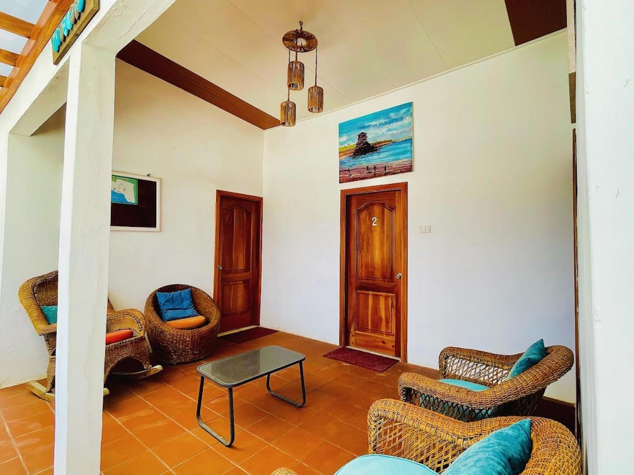 Hotel Coral Blanco With High Speed Internet Starlink And Galapagos Tour Operator Puerto Villamil Dış mekan fotoğraf