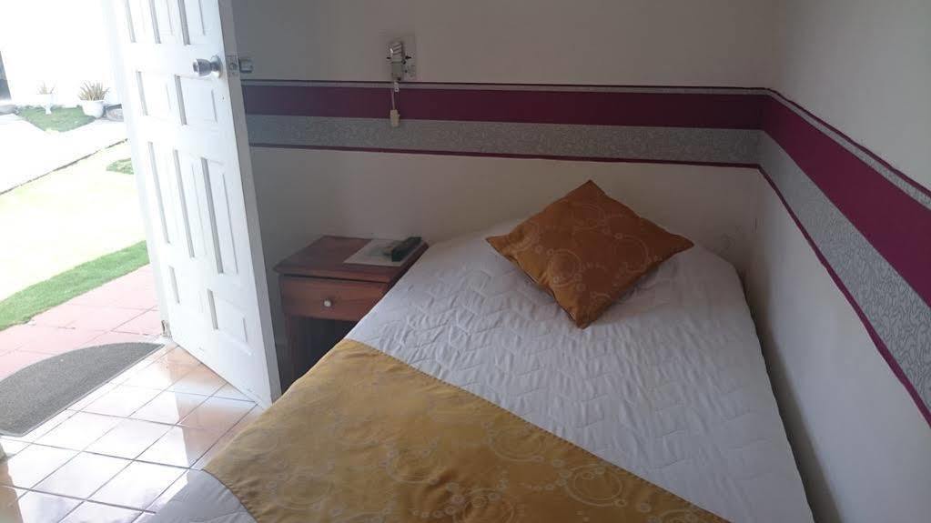 Hotel Coral Blanco With High Speed Internet Starlink And Galapagos Tour Operator Puerto Villamil Dış mekan fotoğraf